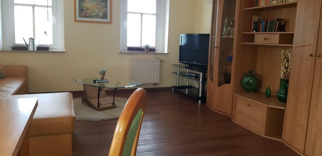 Im Ballhaus Neuhilbersdorf Chemnitz Esterno foto
